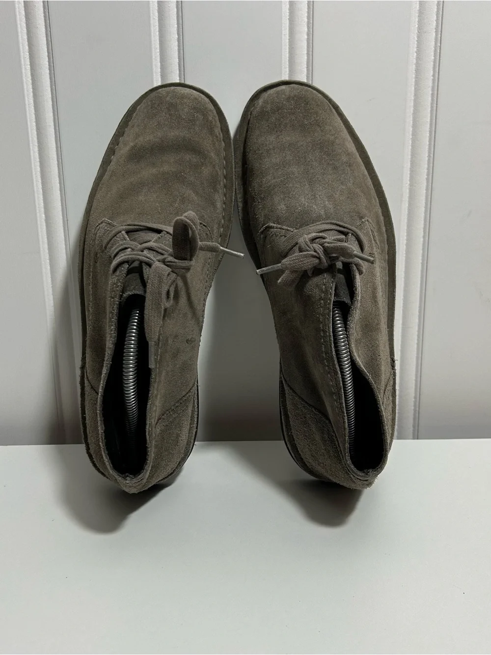 John varvatos lace Men's Gray Suede Chukka Boots